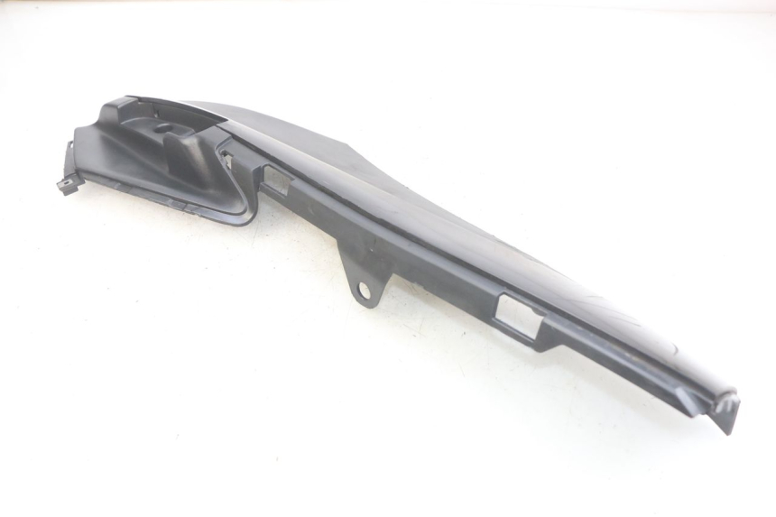 photo de Soleira esquerda PIAGGIO FLY 4T 50 (2013 - 2017) - Pontos de fixação