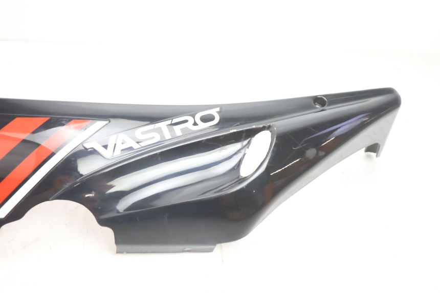 photo de LATERAL ESQUERDO VASTRO GP 2T 50 (2013 - 2017) - Zoom do estado de desgaste