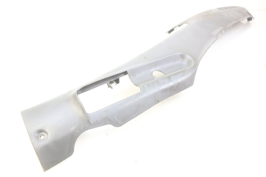 photo de Soleira esquerda PIAGGIO HEXAGON 2T 125 (1994 - 1998) - Detalhe da peça