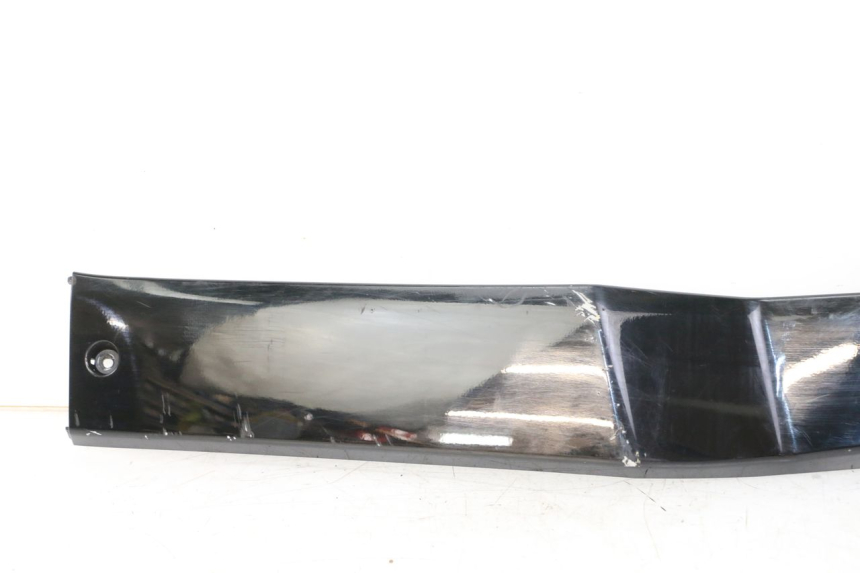 photo de Soleira esquerda KYMCO PEOPLE S 125 (2000 - 2008) - Pontos de fixação