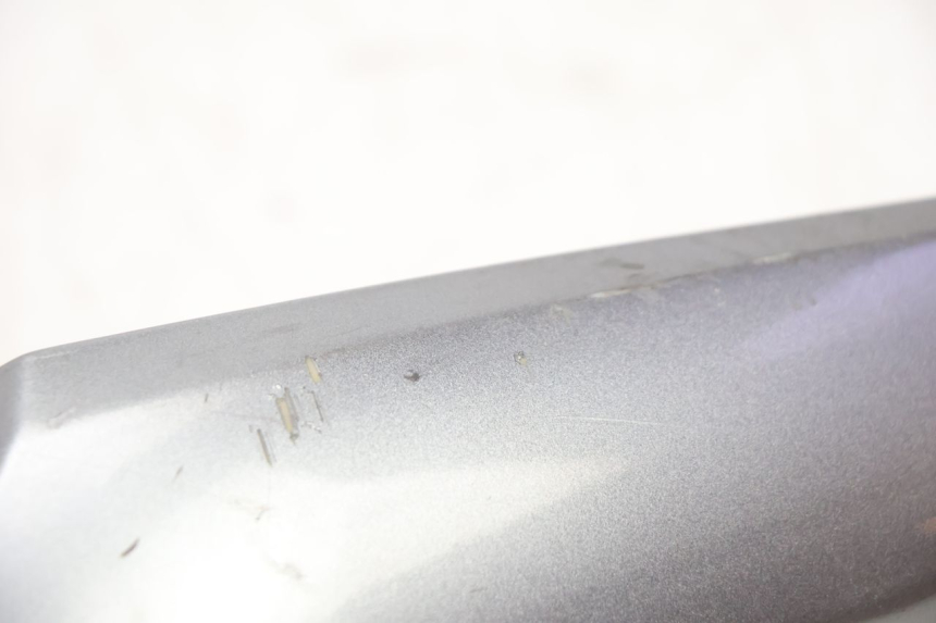 photo de SAIA LATERAL ESQUERDA KYMCO MOVIE S 125 (2009 - 2018) - Ampliação técnica