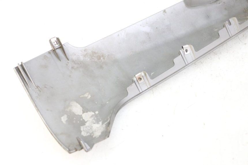 photo de Soleira esquerda PIAGGIO MP3 LT 300 (2010 - 2016) - Ampliação técnica