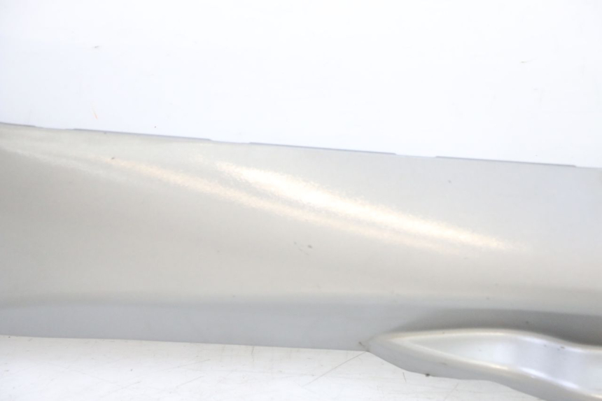 photo de Soleira esquerda PIAGGIO MP3 LT 300 (2010 - 2016) - Marcações e referências