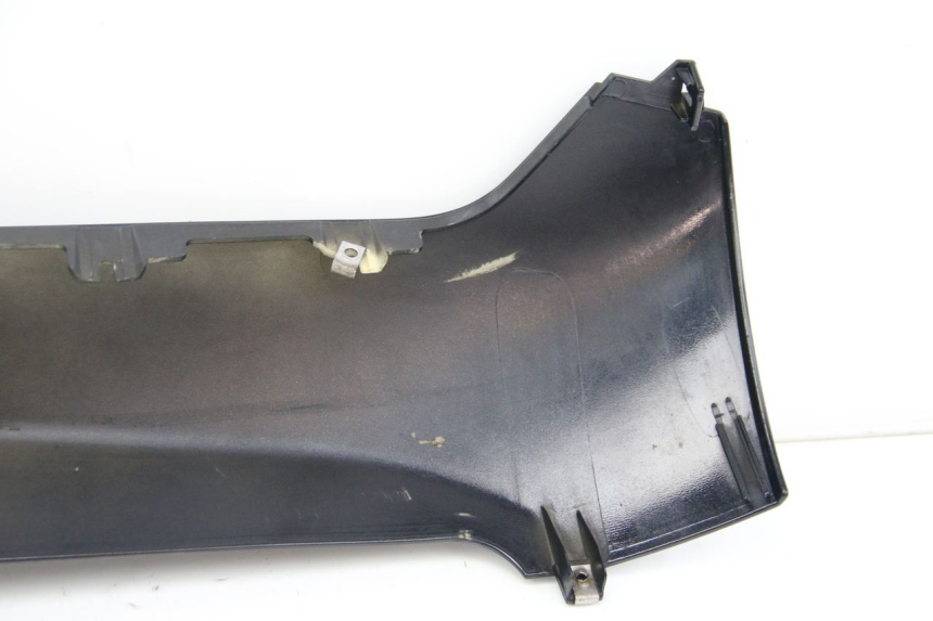 photo de Soleira esquerda PIAGGIO MP3 125 (2006 - 2014) - Pontos de fixação