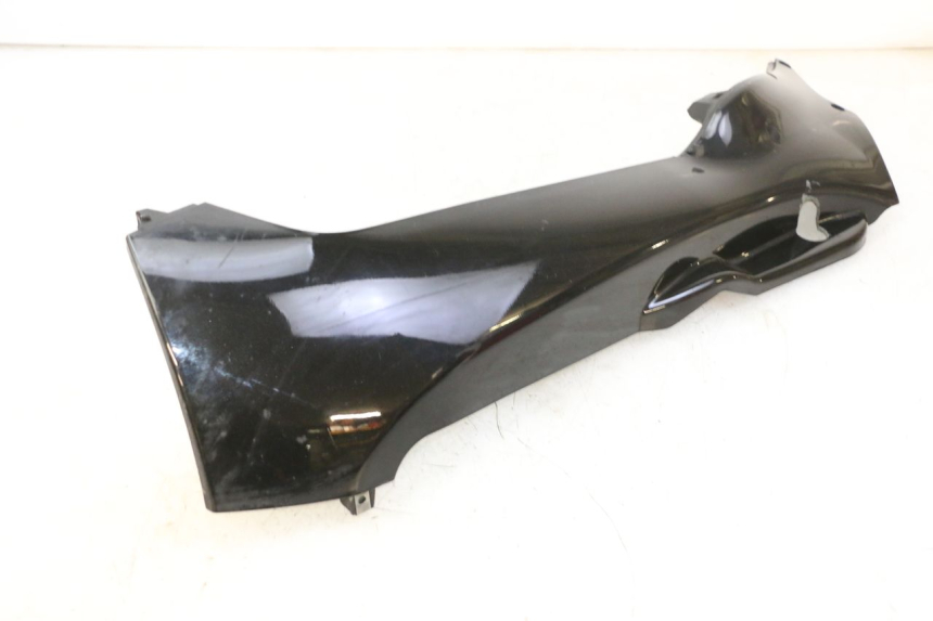 photo de Soleira esquerda PIAGGIO MP3 RL 250 (2006 - 2010) - Estado da superfície