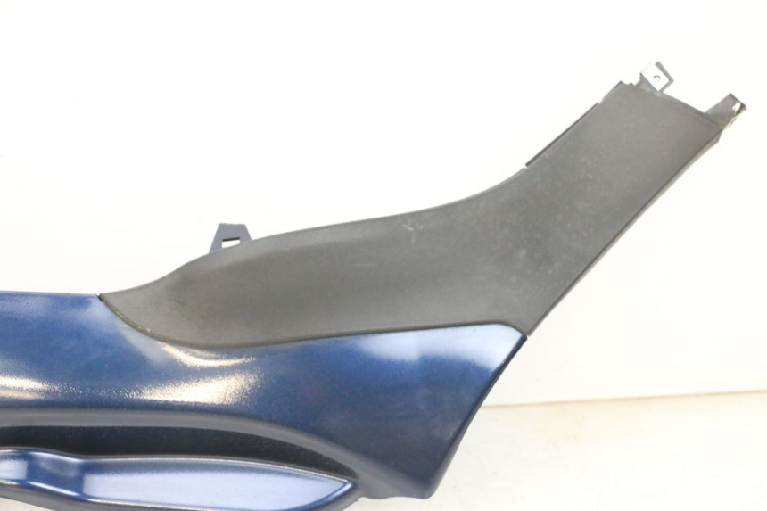 photo de Soleira esquerda PIAGGIO MP3 RL 250 (2006 - 2010) - Ampliação dos componentes
