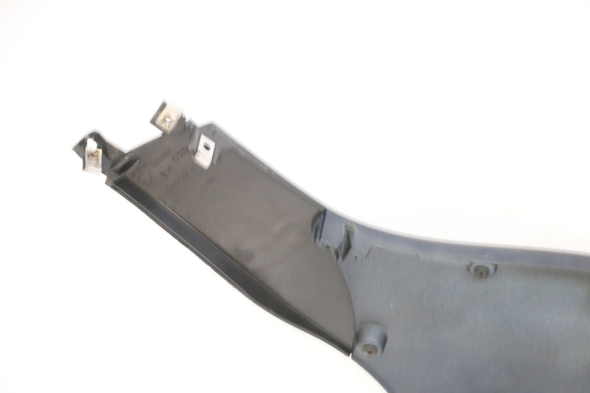 photo de Soleira esquerda PIAGGIO MP3 RL 250 (2006 - 2010) - Pontos de fixação