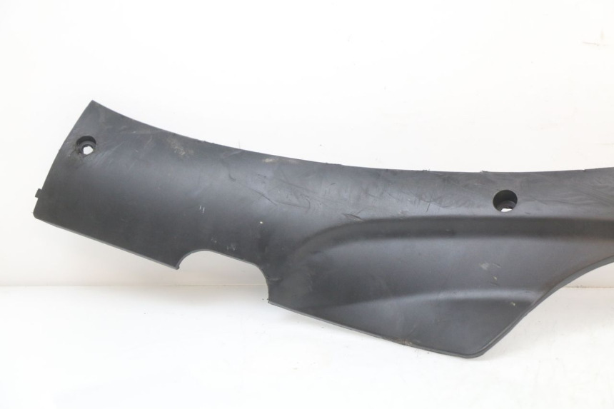 photo de Soleira esquerda TNT MOTOR ROMA 10' 2T 50 (2011 - 2018) - Detalhe da peça