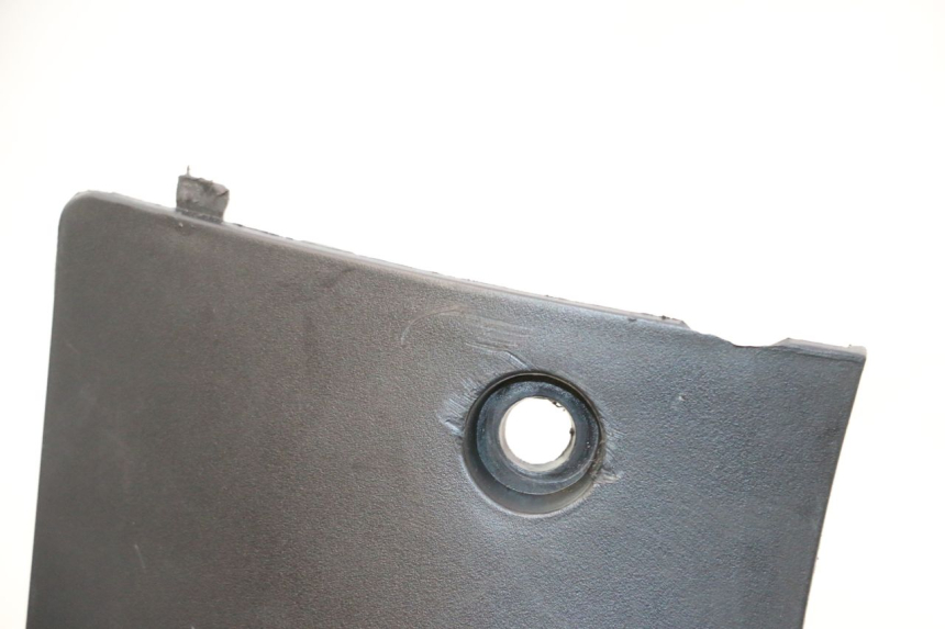 photo de Soleira esquerda TNT MOTOR ROMA 10' 4T 50 (2007 - 2018) - Detalhe da peça