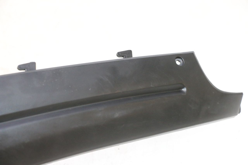 photo de Soleira esquerda TNT MOTOR ROMA 12' 2T 50 (2007 - 2018) - Detalhe da peça