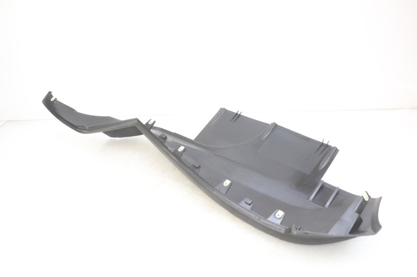 photo de Soleira esquerda PEUGEOT SATELIS 125 (2010 - 2012) - Detalhes característicos