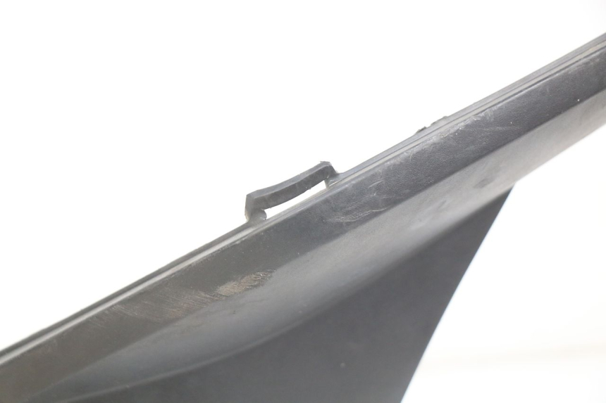 photo de Soleira esquerda PEUGEOT SATELIS 125 (2006 - 2009) - Detalhe da peça