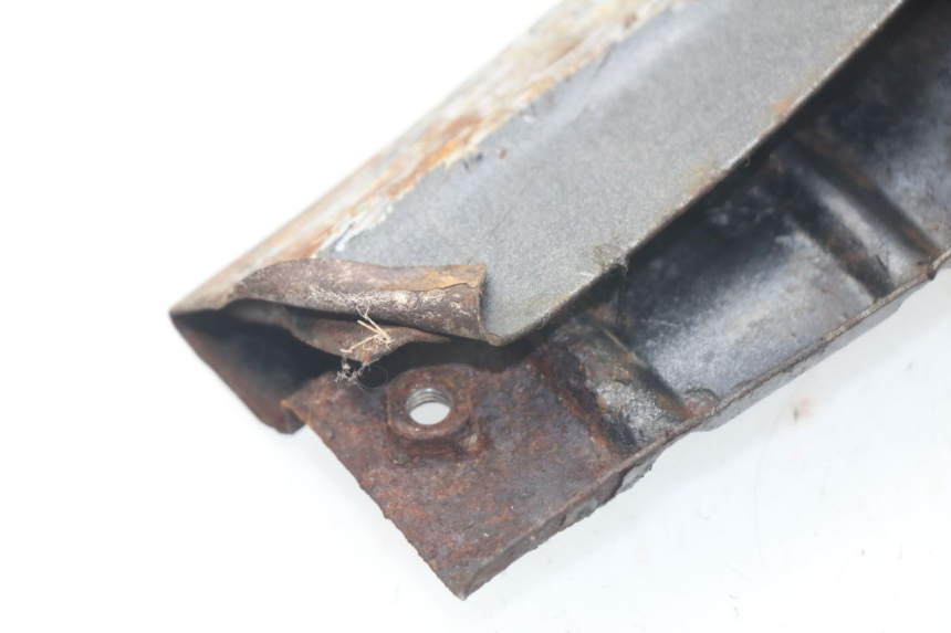 photo de Soleira esquerda PEUGEOT SC 50 (1988 - 1992) - Pontos de fixação