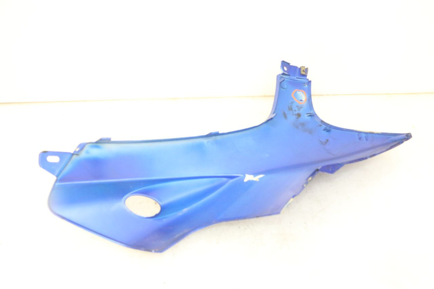 photo de Soleira esquerda PEUGEOT SPEEDFIGHT 2 LC 50 (2000 - 2009) - Detalhe da peça