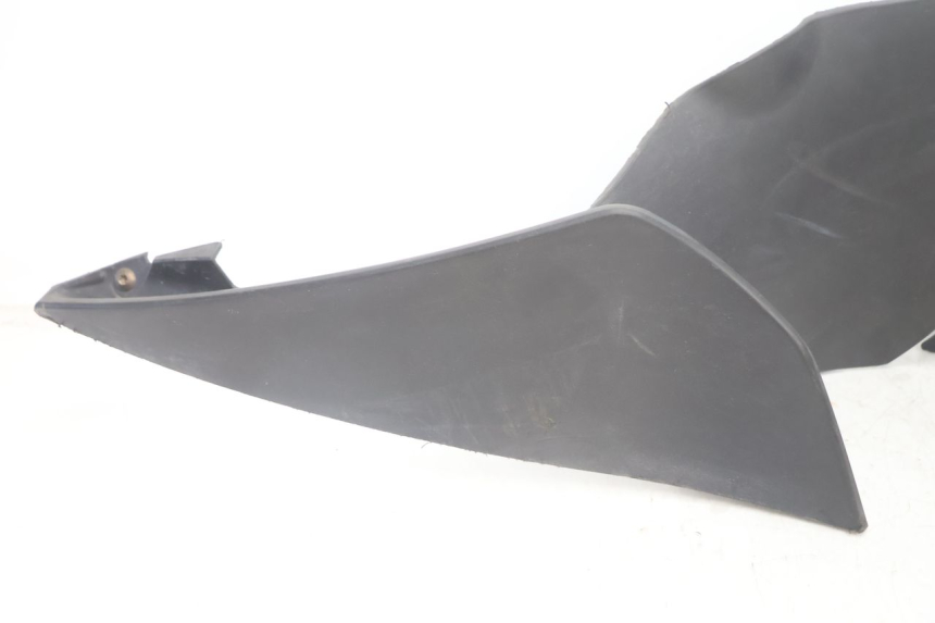 photo de SAIA LATERAL ESQUERDA CAN-AM SPYDER RS 1000 (2008 - 2012) - Detalhe da peça