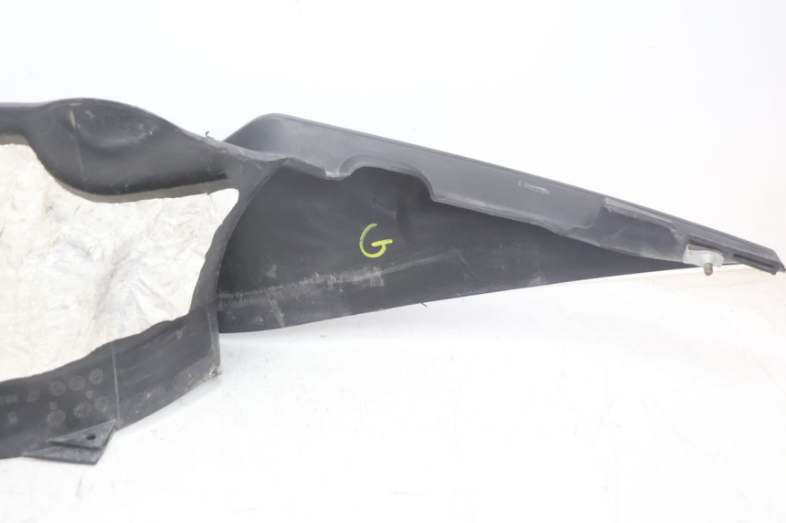 photo de SAIA LATERAL ESQUERDA CAN-AM SPYDER RS 1000 (2008 - 2012) - Estado da superfície