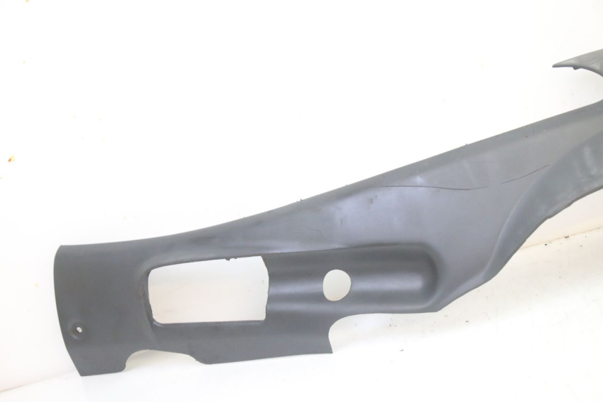 photo de Soleira esquerda PIAGGIO SUPER LX 125 (2000 - 2003) - Detalhe da peça