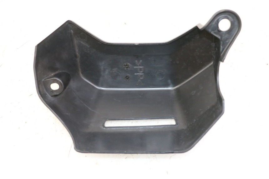 photo de Soleira esquerda YAMAHA TRACER 7 700 (2020 - 2024) - Detalhe da peça