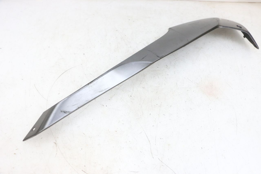 photo de Soleira esquerda YAMAHA TRICITY 300 (2020 - 2024) - Detalhes característicos