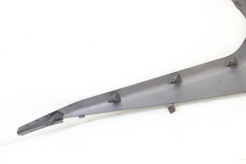 photo de Soleira esquerda YAMAHA XMAX X-MAX 125 (2006 - 2009) - Vista geral
