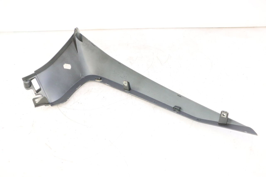 photo de Soleira esquerda YAMAHA X-MAX XMAX 125 (2010 - 2013) - Ampliação técnica
