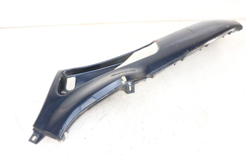 photo de Soleira esquerda PIAGGIO XEVO - X EVO 125 (2007 - 2017) - Estado da superfície