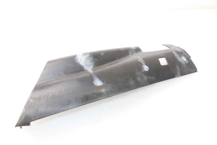 photo de Soleira esquerda YAMAHA YP MAJESTY 125 (1998 - 2001) - Pontos de fixação