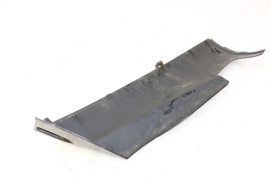 photo de Soleira esquerda YAMAHA YP MAJESTY 125 (2007 - 2010) - Pontos de fixação