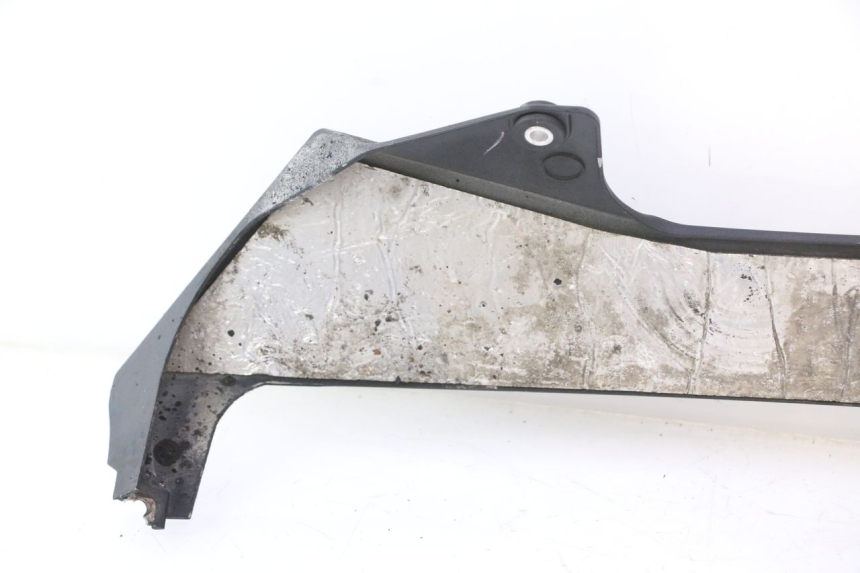 photo de SAIA LATERAL ESQUERDA YAMAHA YZF R6 600 (2008 - 2009) - Estado da superfície