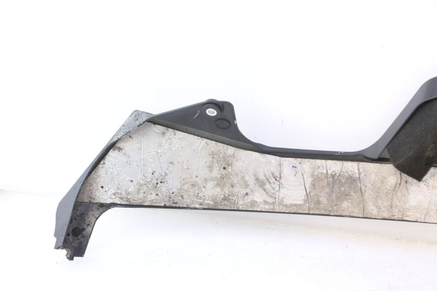photo de SAIA LATERAL ESQUERDA YAMAHA YZF R6 600 (2008 - 2009) - Peça verificada