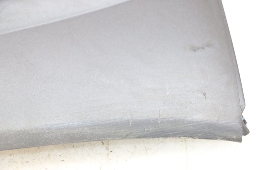 photo de Soleira PEUGEOT GEOPOLIS RS 125 (2007 - 2009) - Pontos de fixação
