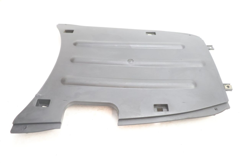 photo de SAIA LATERAL VASTRO GP 2T 50 (2013 - 2017) - Outro ângulo de visão