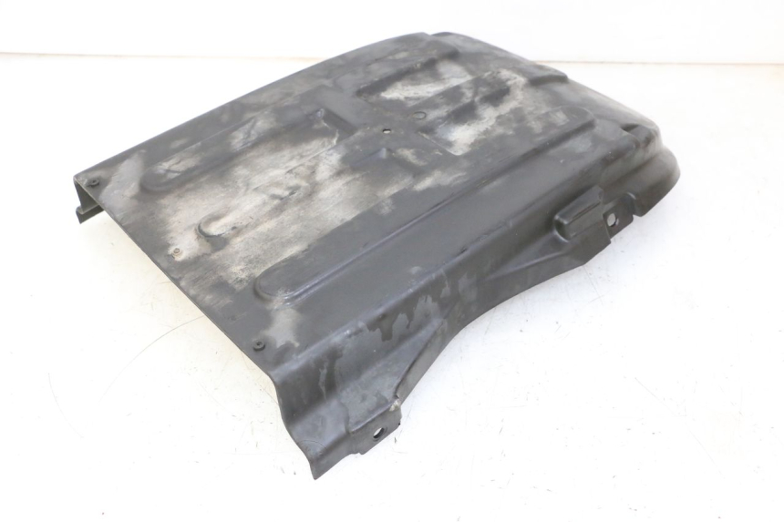 photo de Soleira KYMCO GRAND DINK 125 (2002 - 2007) - Outro ângulo de visão