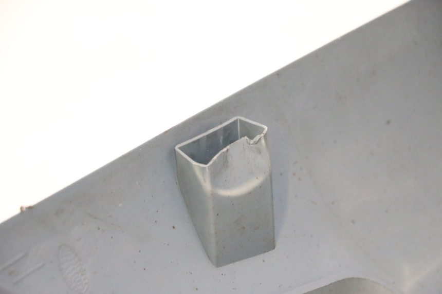photo de SAIA LATERAL PEUGEOT LUDIX ONE 14P 50 (2004 - 2013) - Outro ângulo de visão