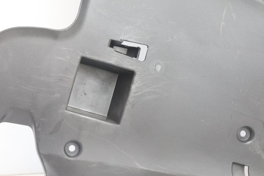 photo de SAIA LATERAL YAMAHA N-MAX NMAX 125 (2021 - 2024) - Outro ângulo de visão