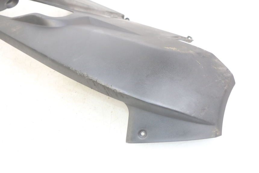photo de Soleira PEUGEOT SATELIS 125 (2006 - 2009) - Pontos de fixação