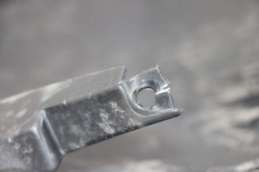 photo de Soleira PEUGEOT SATELIS 125 (2010 - 2012) - Detalhe da peça