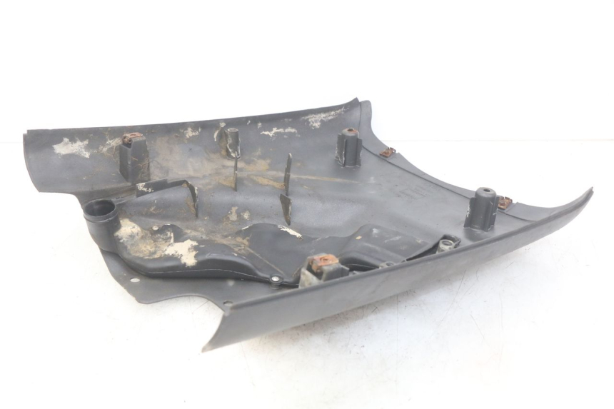 photo de Soleira APRILIA SCARABEO 100 (2003 - 2012) - Detalhe da peça