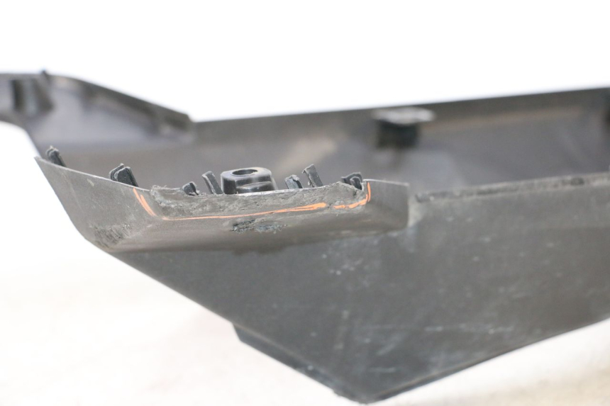 photo de SOLEIRA LATERAL APRILIA SR MOTARD 50 (2012 - 2018) - Marcações e referências