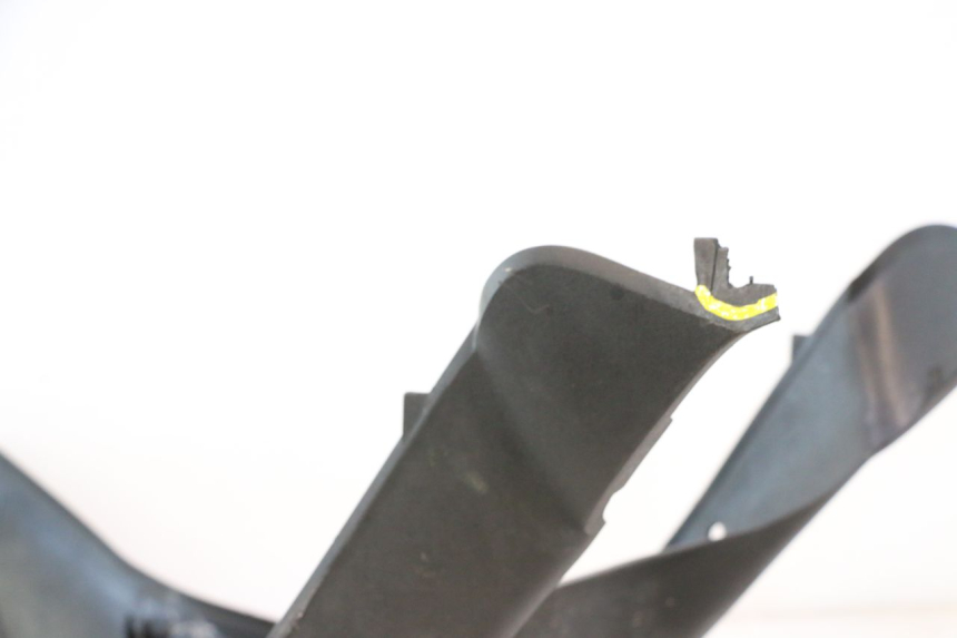 photo de Soleira PEUGEOT TREKKER 50 (1995 - 2004) - Detalhe da peça
