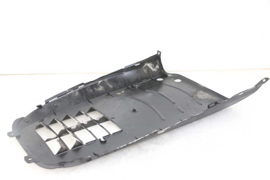 photo de Soleira SUZUKI UH BURGMAN 125 (2002 - 2006) - Detalhe da peça