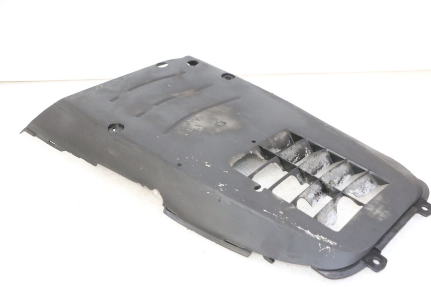photo de Soleira SUZUKI UH BURGMAN 125 (2002 - 2006) - Estado da superfície