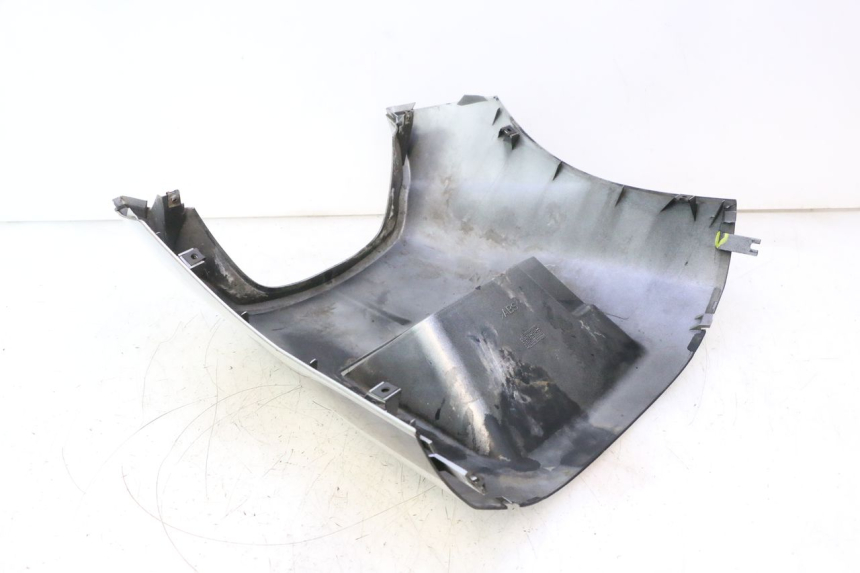 photo de Soleira YAMAHA YP MAJESTY 125 (2002 - 2006) - Estado da superfície