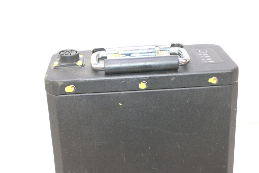 photo de BATERIA WAYSCRAL E-START 1 (2018 - 2022) - Inspeção visual