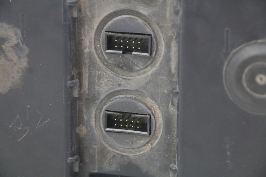 photo de BATERIA PEUGEOT E-VIVACITY 1 (2012 - 2018) - Zoom do estado de desgaste