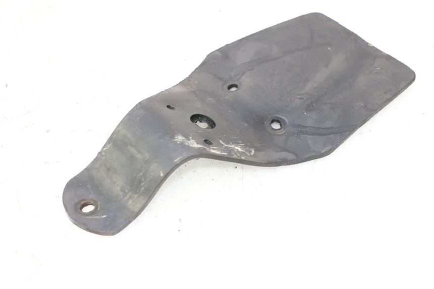 photo de PARALAMA TRASEIRO PEUGEOT 103 SPX CLIP 50 (1989 - 1992) - Detalhe da peça
