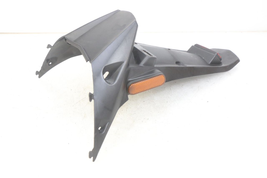photo de PARALAMA TRASEIRO KYMCO AGILITY RS 4T 50 (2009 - 2013) - Zoom do estado de desgaste