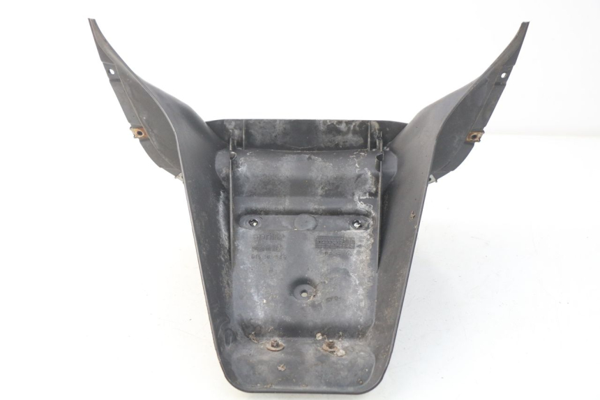 photo de PARALAMA TRASEIRO APRILIA ATLANTIC 125 (2003 - 2009) - Detalhe da peça