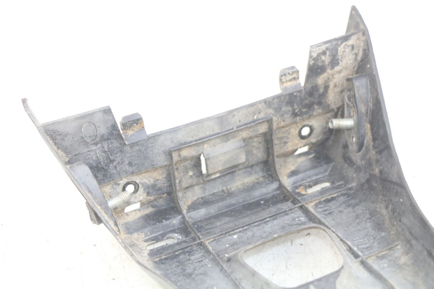 photo de PARALAMA TRASEIRO PGO BIG MAX 50 (2001 - 2009) - Detalhe da peça