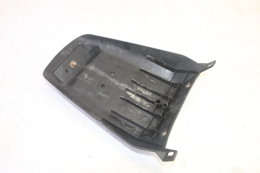 photo de PARALAMA TRASEIRO MBK BOOSTER SPIRIT 50 (2004 - 2017) - Pontos de fixação